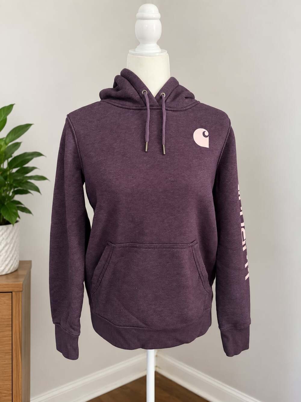 Carhartt Women's Iconic Clarksburg Logo Sweatshirt